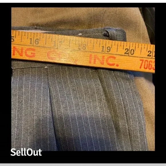 Men's Gray Pinstripe 2 Piece Suit Size 46 Classic Fit Formal Double Breasted